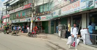 তৃতীয় দিনের মতো বন্ধ রাজশাহীর তিন জেলার বাস চলাচল